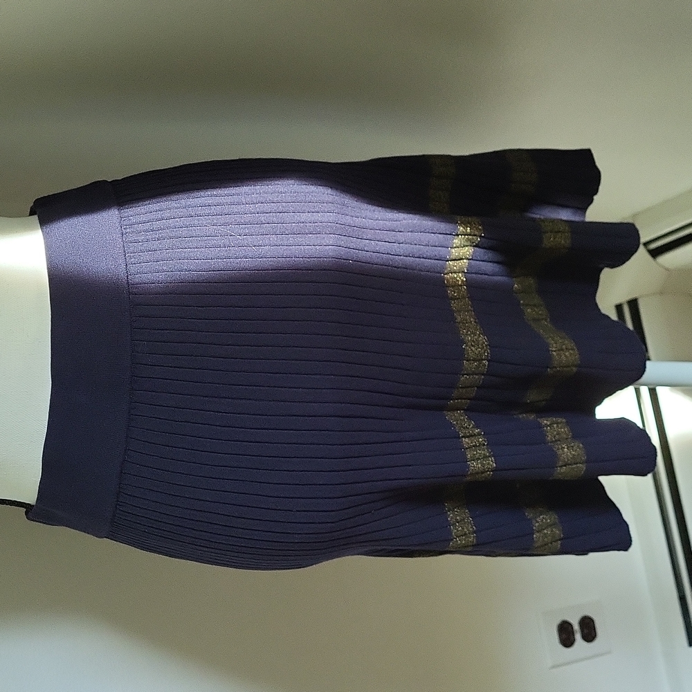 Mini Skirt - Picture 6 of 7